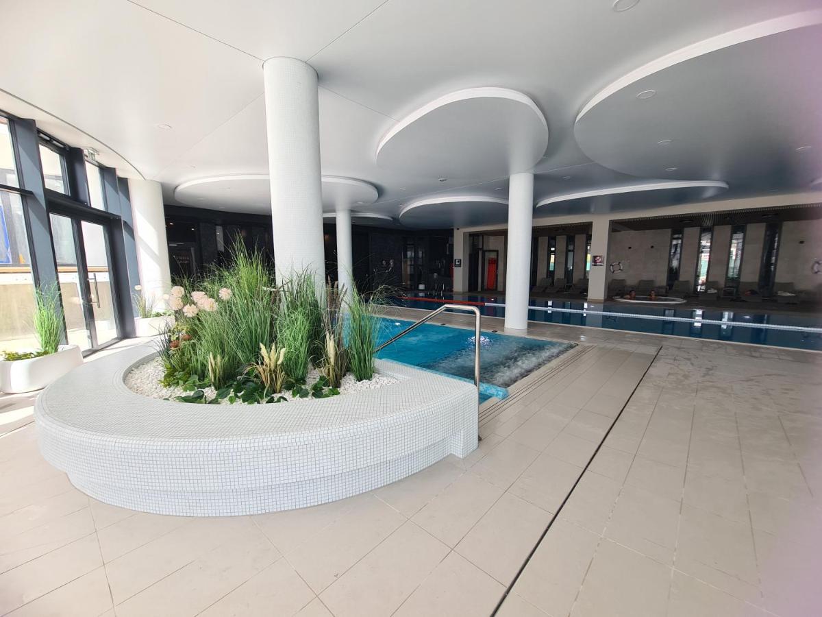 Polanki Aqua Apartamenty Nielimitowany Dostep Do Basenow Parking Free Kolobrzeg Luaran gambar