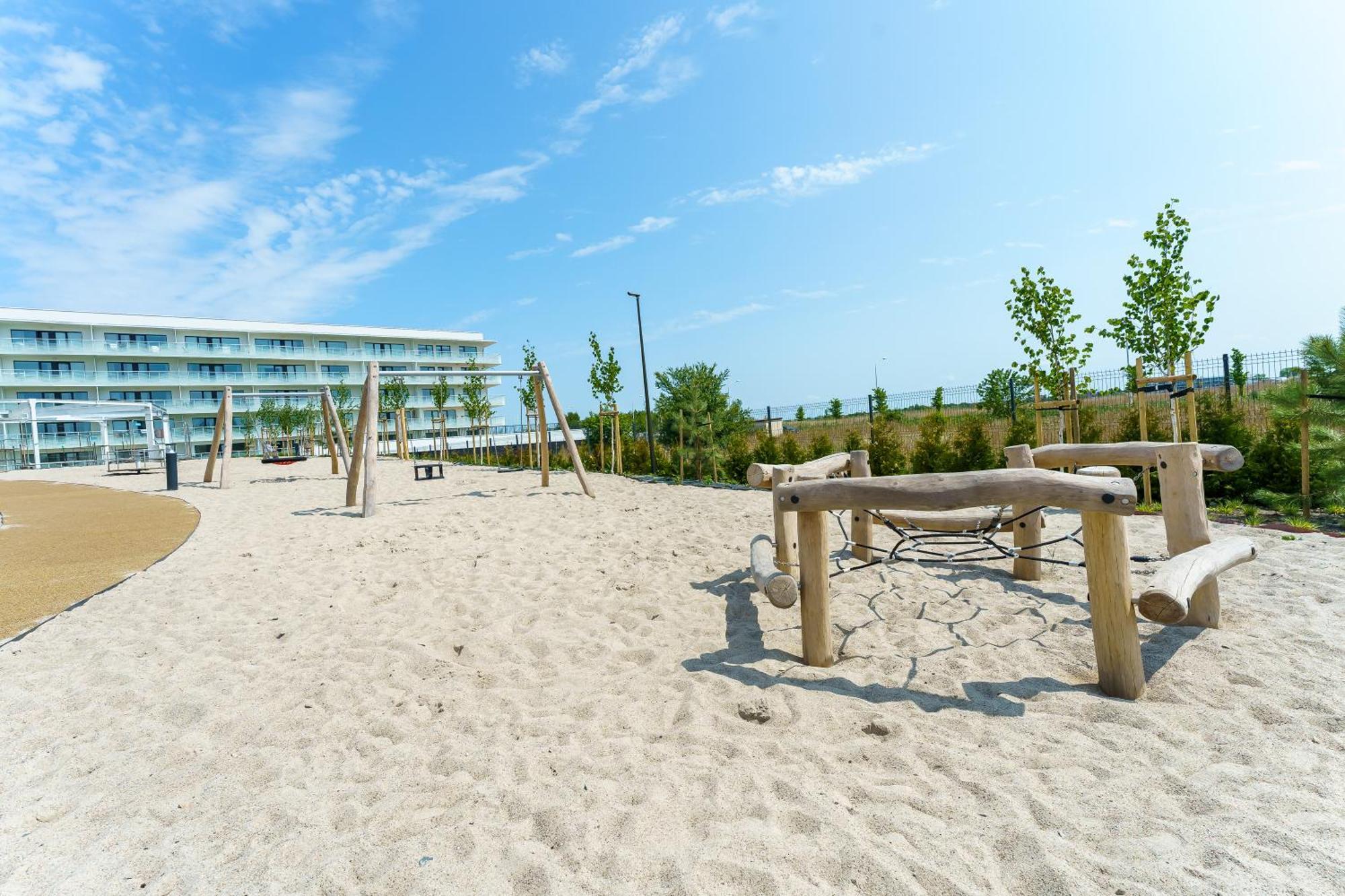 Polanki Aqua Apartamenty Nielimitowany Dostep Do Basenow Parking Free Kolobrzeg Luaran gambar
